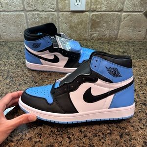 Jordan 1 Retro High OG UNC Toe Men’s Size 12
